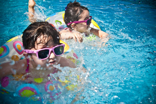 Surviving Pool Time with Tiny Humans: A Parent's Guide to Sanity